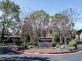 We offer housekeeping, laundry, and meals delivery.